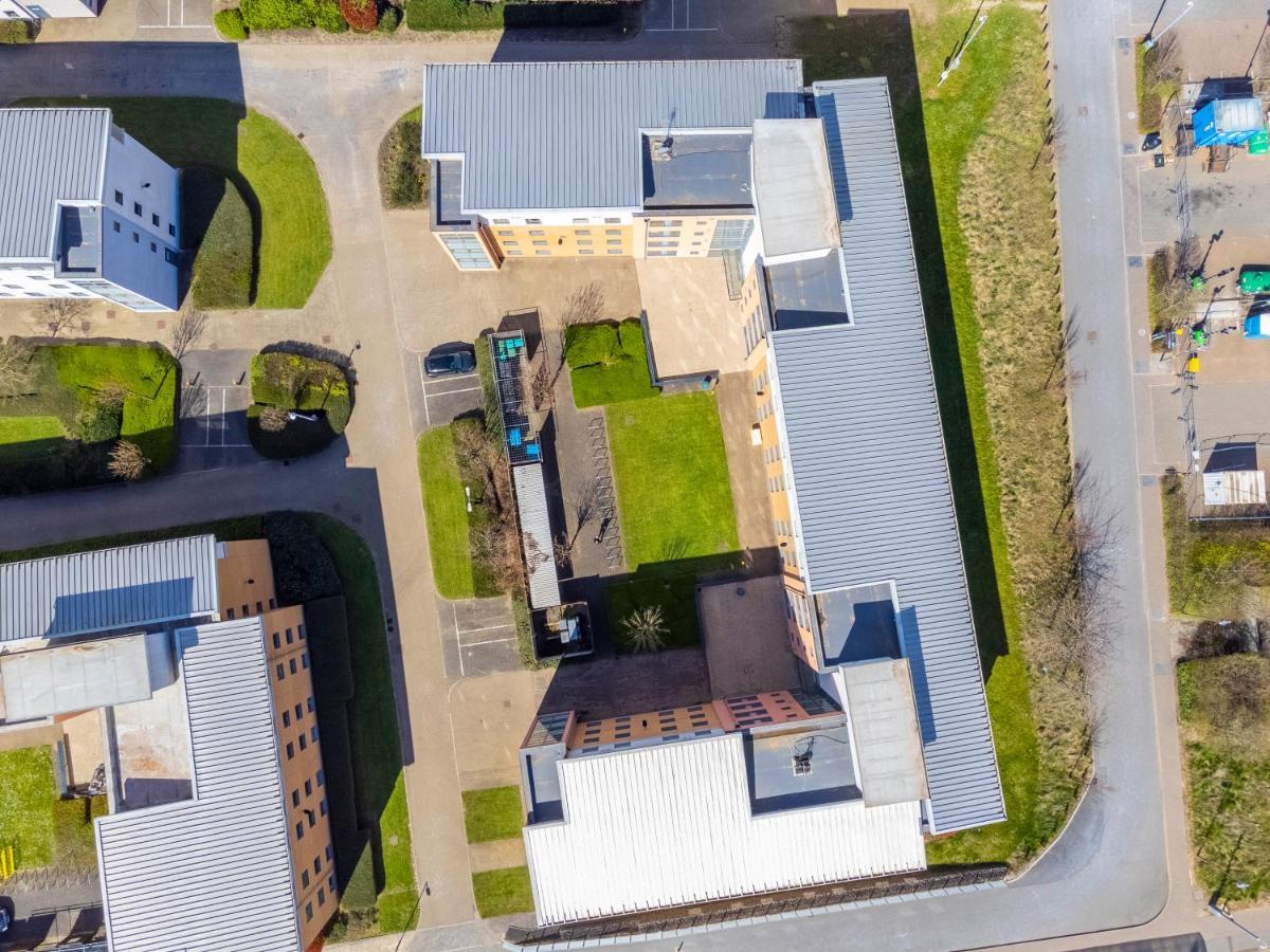 Vibrant Ensuite Rooms, Hatfield - Sk المظهر الخارجي الصورة
