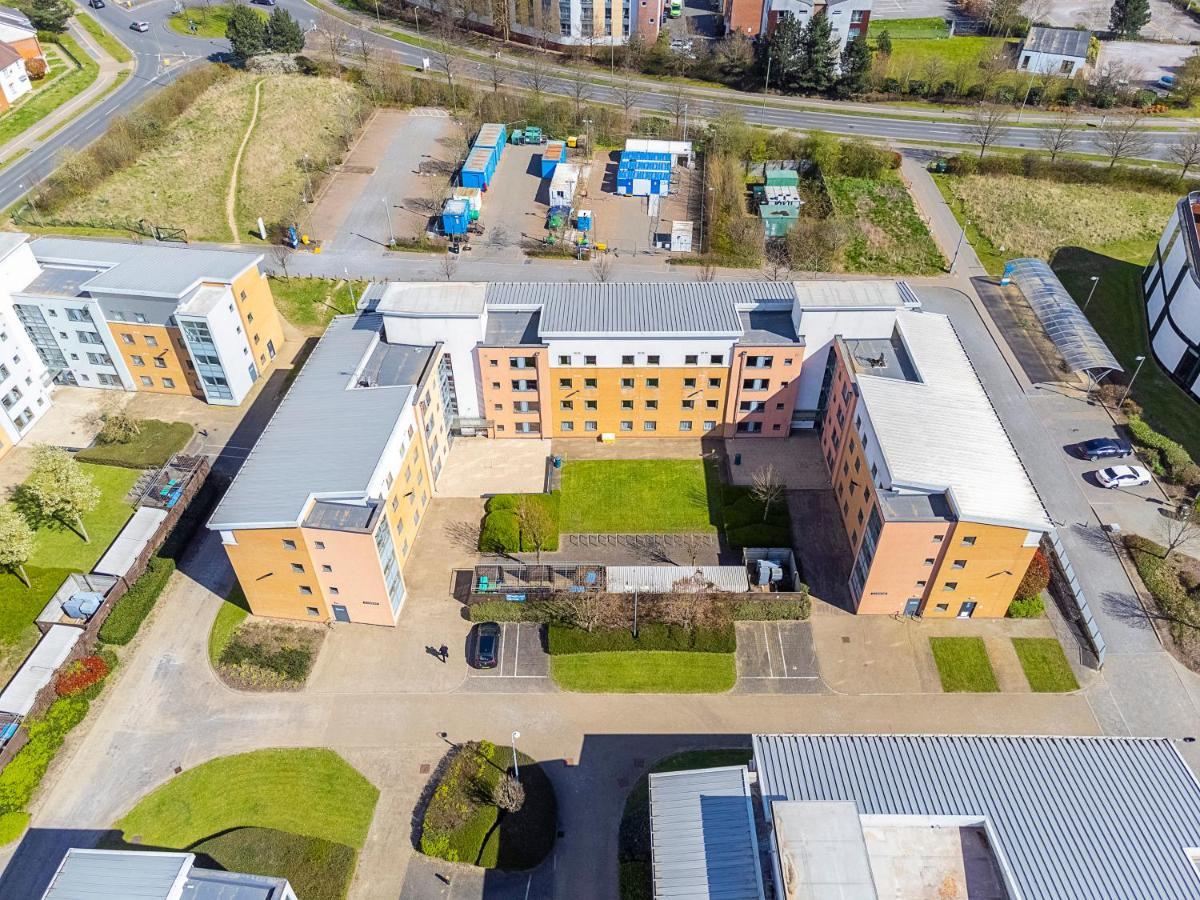 Vibrant Ensuite Rooms, Hatfield - Sk المظهر الخارجي الصورة